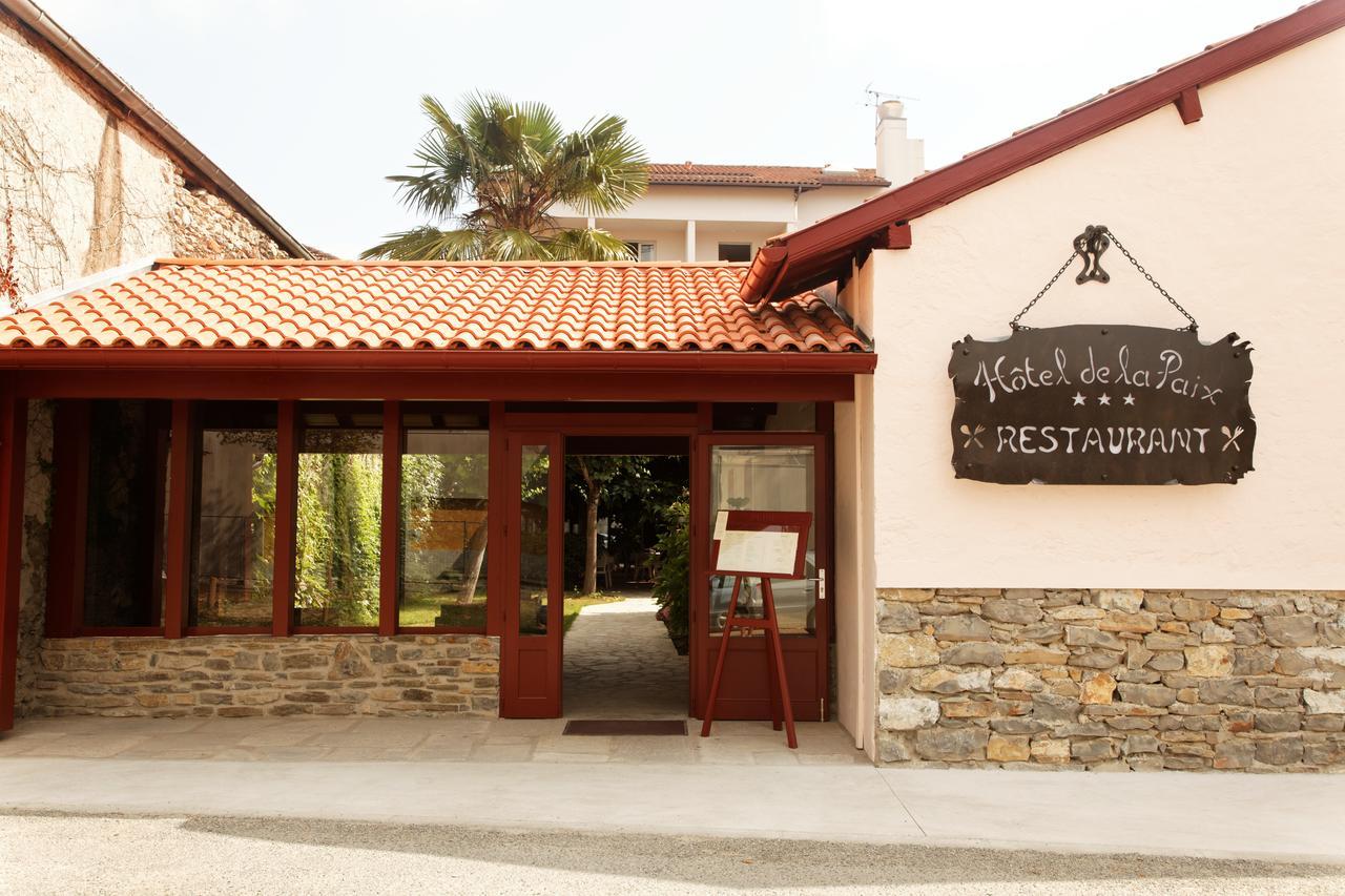 Hotel-Restaurant De La Paix Saint-Palais  Экстерьер фото