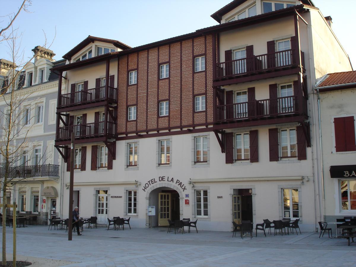Hotel-Restaurant De La Paix Saint-Palais  Экстерьер фото