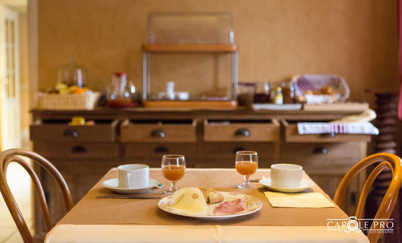 Hotel-Restaurant De La Paix Saint-Palais  Экстерьер фото