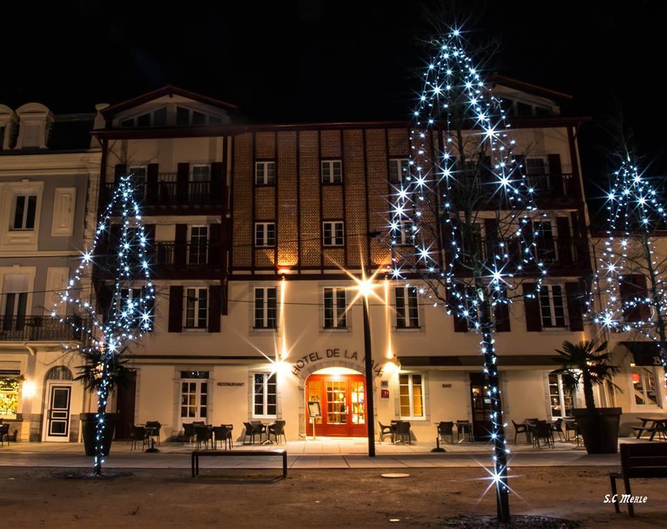 Hotel-Restaurant De La Paix Saint-Palais  Экстерьер фото