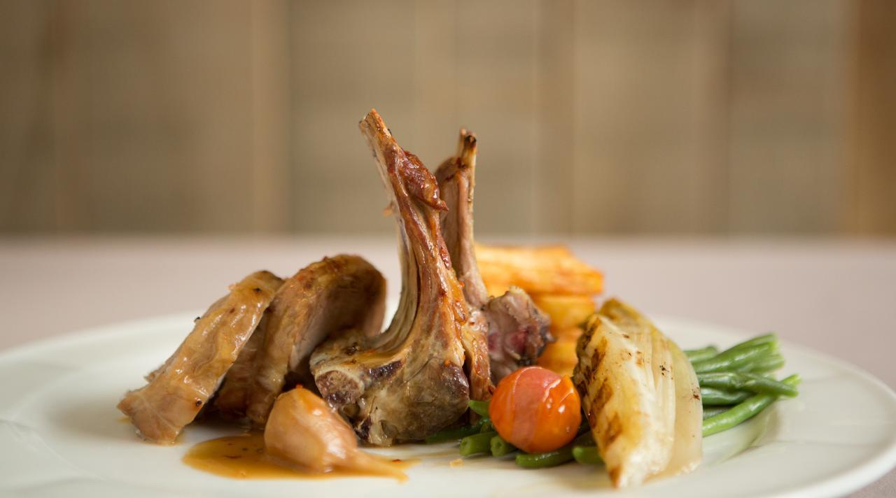 Hotel-Restaurant De La Paix Saint-Palais  Экстерьер фото